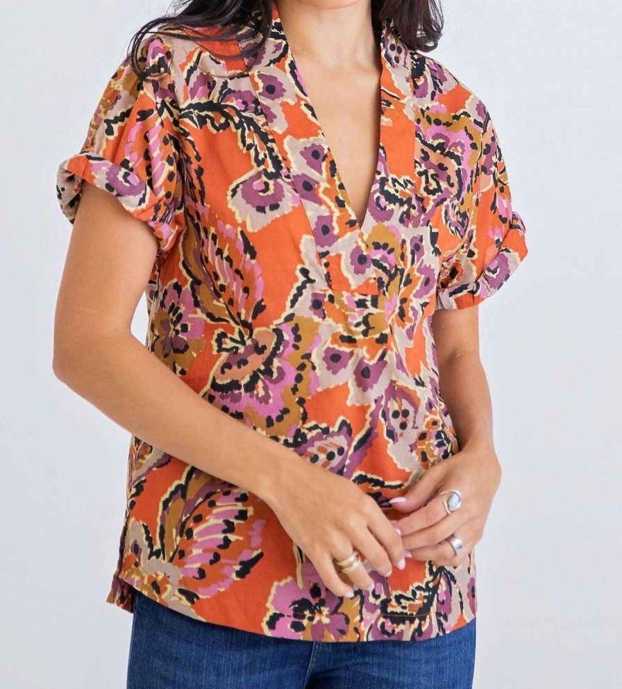 * | Karlie Women Floral Abstract Signature V-Neck Top In Rust