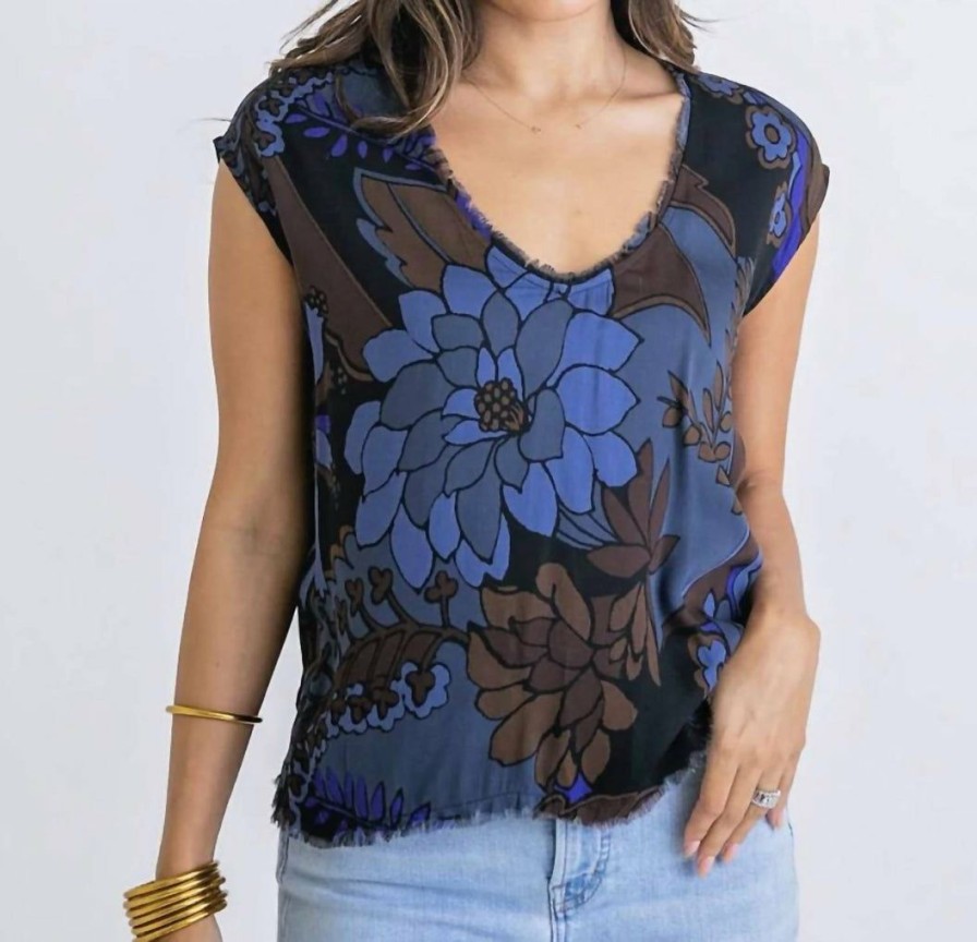 * | Karlie Women Floral Scoop Neck Top In Blue Multi